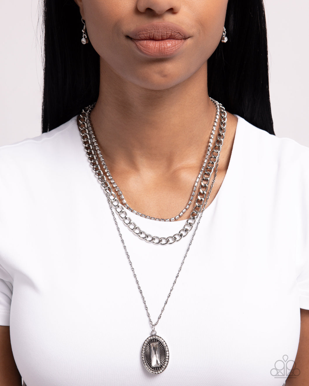 PREORDER Paparazzi Edgy Empire - White Necklace