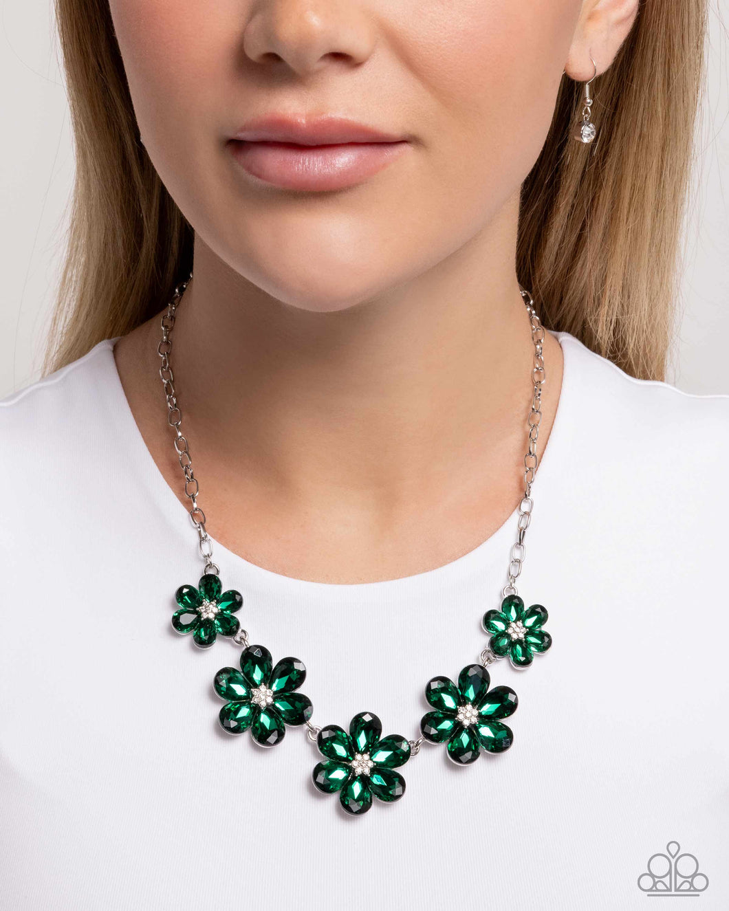 PREORDER Paparazzi Whimsical Way - Green Necklace