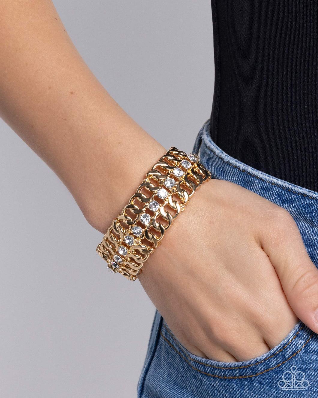 PREORDER Paparazzi Secure Shimmer - Gold Bracelet