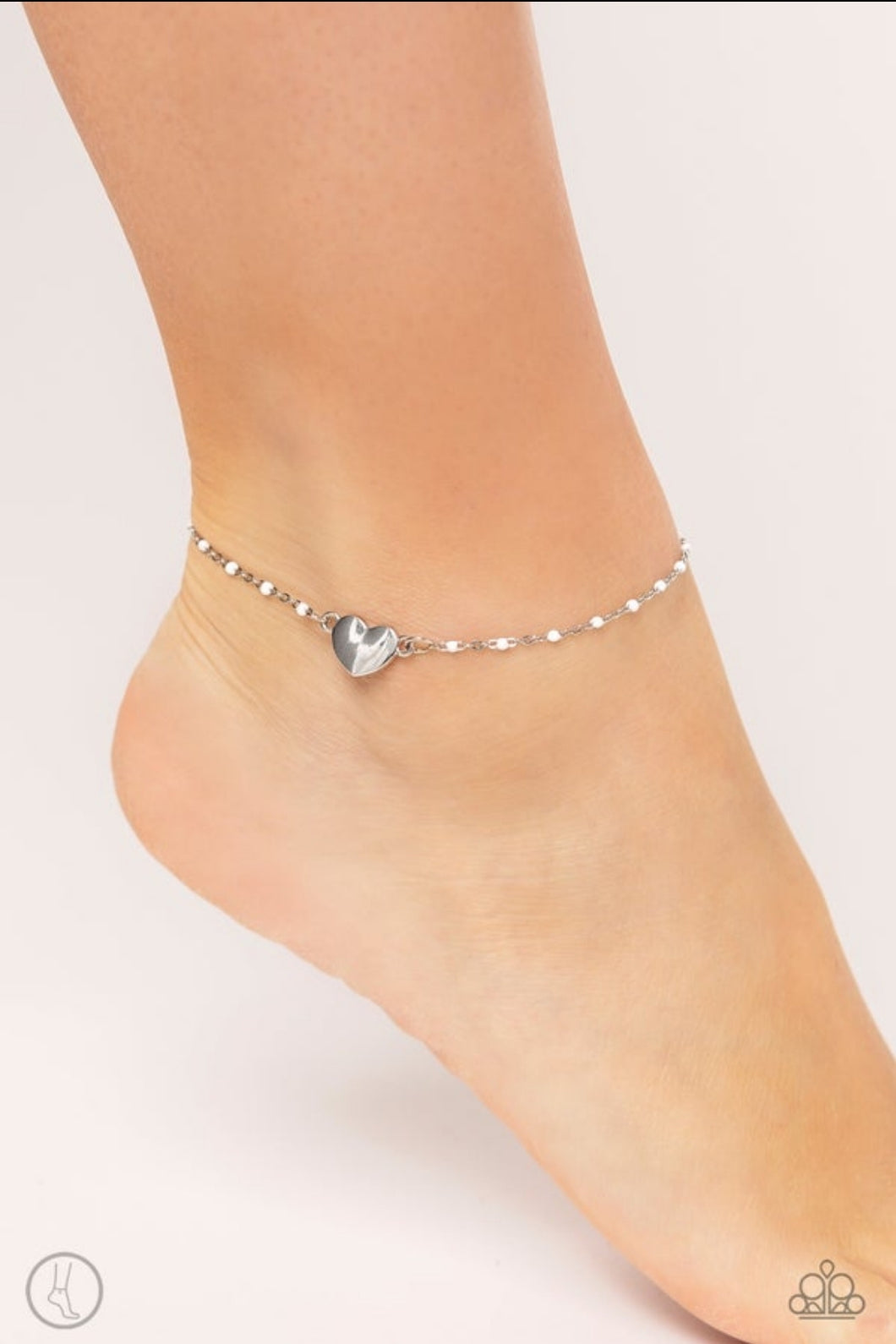 PREORDER Paparazzi Sunbather Serenade - White Anklet