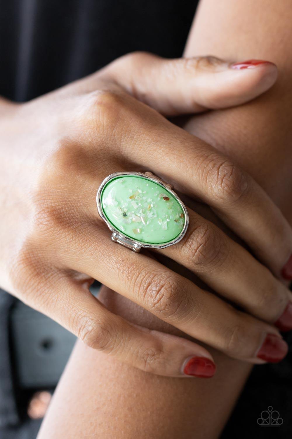 Glittery With Envy - Green Hammered Ring - Demetra's Bling Boutique